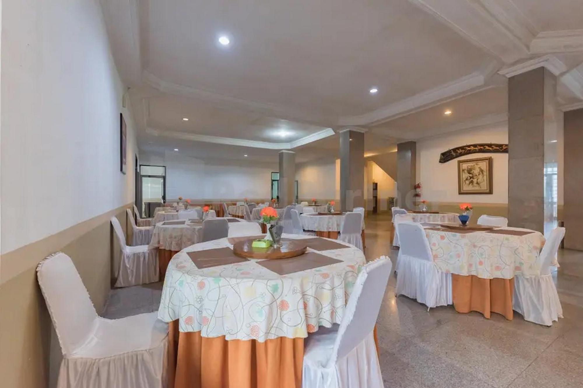 Hotel Ayong Linggarjati Kuningan Mitra Reddoorz Zewnętrze zdjęcie