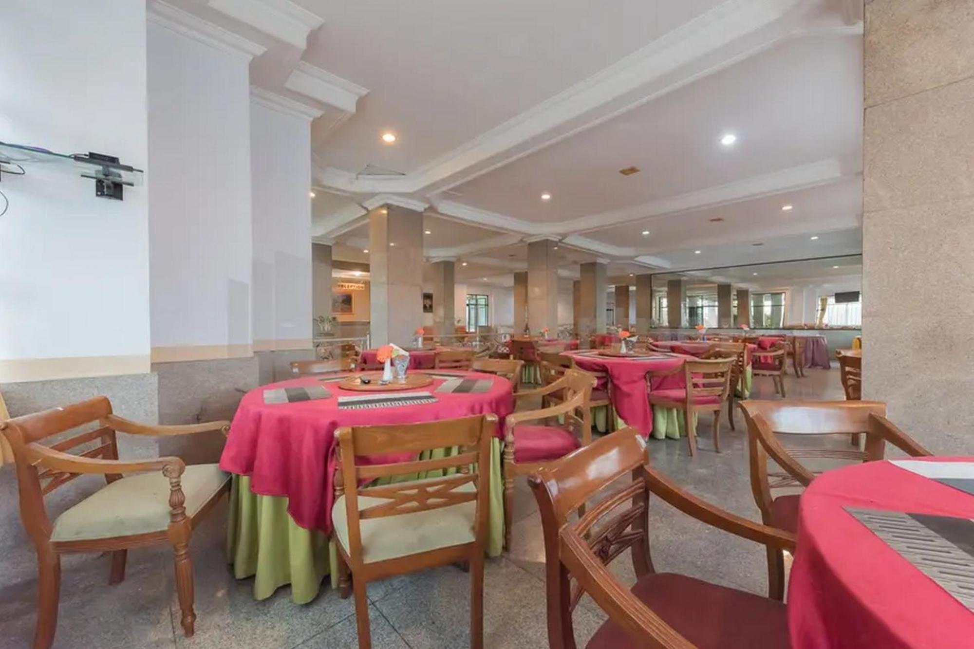 Hotel Ayong Linggarjati Kuningan Mitra Reddoorz Zewnętrze zdjęcie