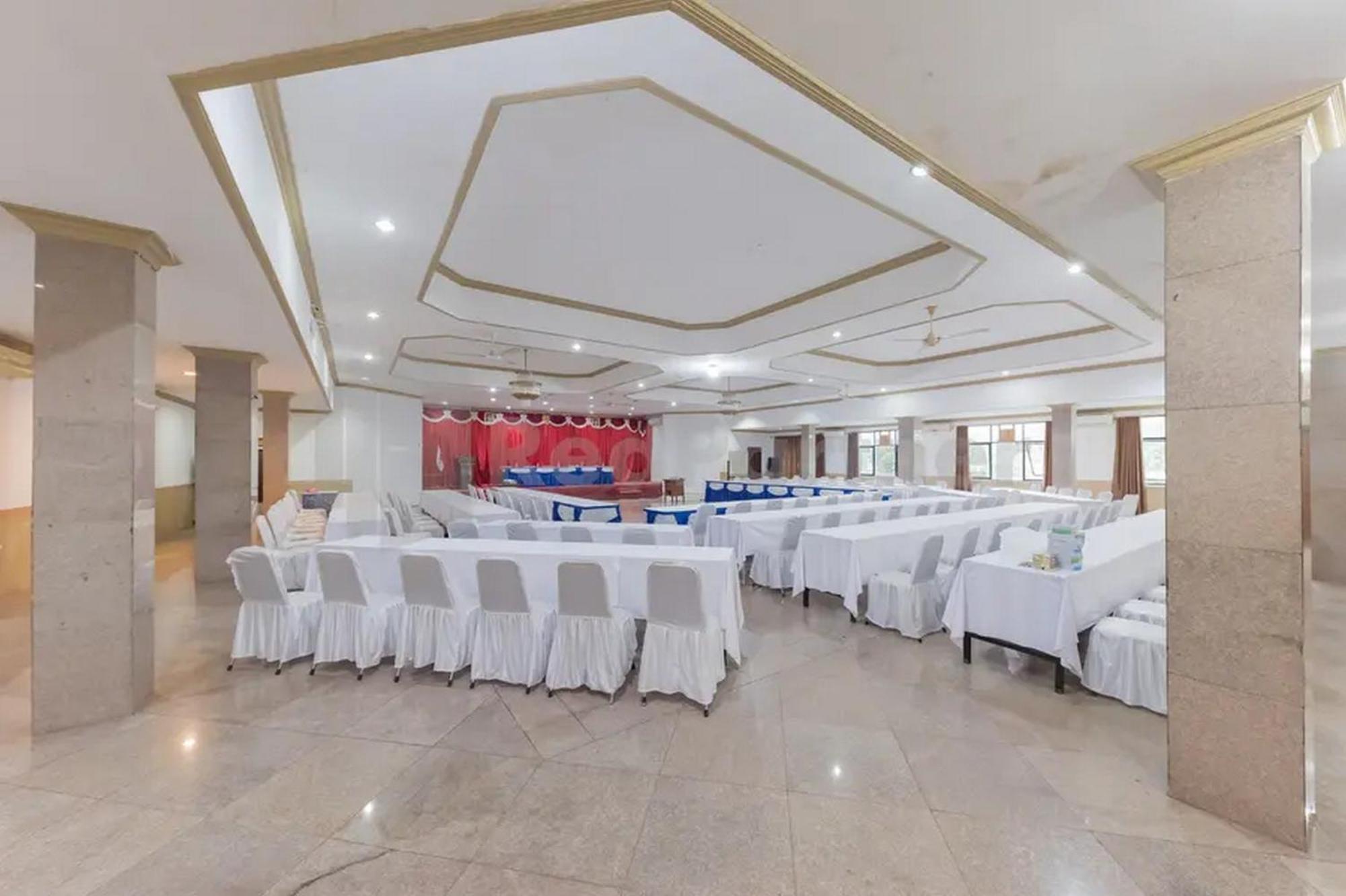 Hotel Ayong Linggarjati Kuningan Mitra Reddoorz Zewnętrze zdjęcie